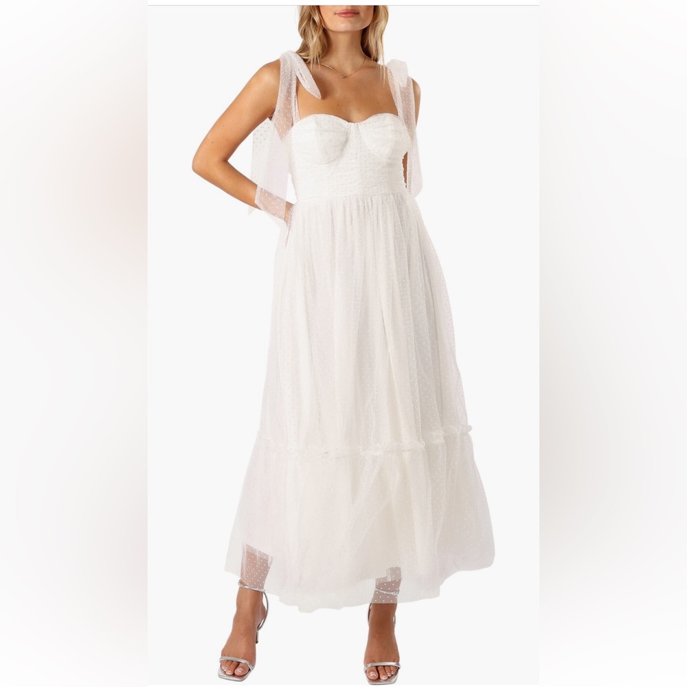 Like new White Nordstrom Petal & Pup Floret Bow Strap Sweetheart Neck Maxi Dress